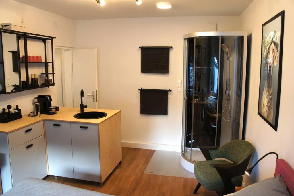 Ruhiges Apartment & Veranda Mit Guter Anbindung Bochum Esterno foto